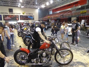 En la competición de motos customizadas hubo un gran nivel