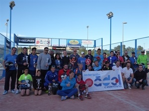 Al finalizar el torneo, los campeones de las distintas categorías se hicieron una foto de grupo
