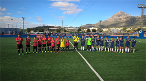 El Benjamín "D" de La Nucia CF en su partido ante El Cabo de Alicante