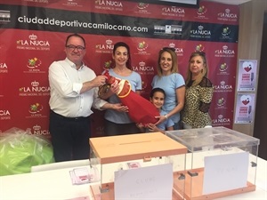 Els Majorals 2017, Penya Afalak-Rebels, ganó el jamón por ser la peña más solidaria