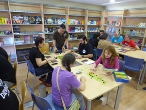 En Enrólate 2017 se jugaron múltiples partidas de juegos de mesa especializados en rol