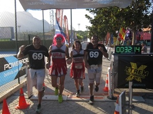 Muchos de los participantes de la Xtrem Running 2017 de La Nucía acudieron disfrazados