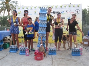 Podium femenino de la Xtrem Running 2017 de La Nucía