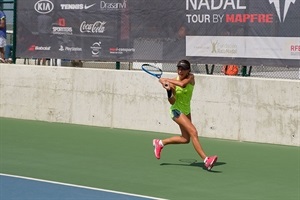 Lucía Llinares en pleno Máster Rafa Nadal Tour