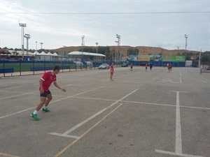 La Selecció entrenando la modalidad de llargues