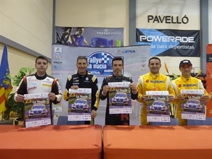 Rueda de prensa del Rallye con los pilotos Miguel Fuster, Iván Ares (campeón de España 2017), Álvaro Muñiz y Joan Vinyes, junto a Bernabé Cano, alcalde de La Nucía