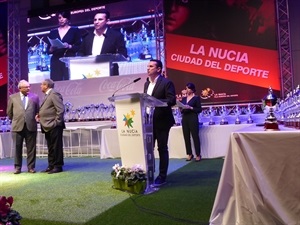 Bernabé Cano, alcalde de La Nucía, durante su intervención