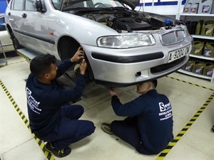 La Escuela de Oficios alberga un taller de Electromecánica del AutomóvilEsc Oficios ElectroMec 2 2018