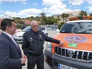 Francisco Ballester, pte. de Protección Civil La Nucía junto a Bernabé Cano, alcalde de La Nucía