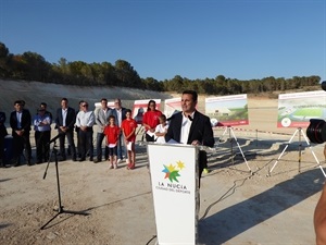 Bernabé Cano, alcalde de La Nucía, durante su intervención