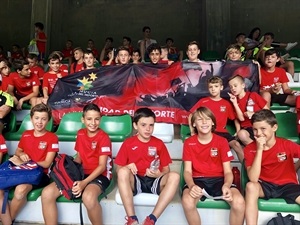 Una experiencia que "la marea roja" del fútbol base nuciero no olvidará