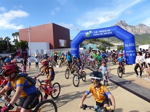 Ciclistas de todas las edades han participado en este evento deportivo no competitivo