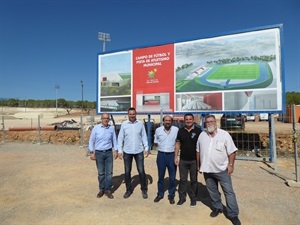 La visita a las obras del Estadio de Atletismo se ha realizado este mediodía