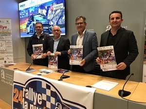 Presentación del Rallye en la Diputación de Alicante, con José Vicente Medina (RFEDA), Vicente Cabanes (dtor. Rallye), Juan José Castelló (Diputado Deportes) y Bernabé Cano, alcalde de La Nucía