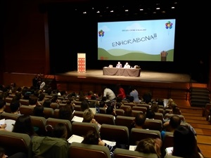 Este curso tiene un total de 10 sesiones, 9 de ellas presenciales