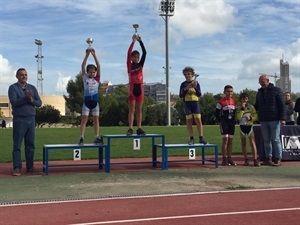 Pere Timoner quedó tercero en categoría Principiantes y subió al podium