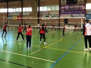 Partido entre las Alevines nucieras y el equipo alfasino