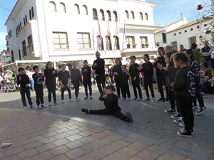 Espectáculos y actividades durante todo el fin de semana en la Plaça Major