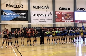 Las juveniles de Club Voleibol La Nucía jugaron frente al Sant Joan