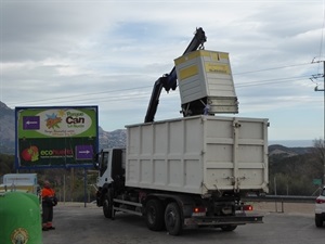 El año pasado se recogieron 199.580 kilos de papel-cartón  en los 100 contenedores del municipio