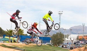 100 "riders"  de toda la Comunidad Valenciana se citaron en #LaNuciaCiudadDelDeporte