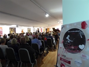La Sala Mestral de l’Auditori acogió ayer jueves 14 de febrero un concierto íntimo de piano gratuito