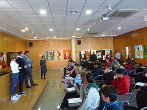 La presentación del curso contó con Francisco Juan, director del CDT de Benidorm, Mª Jesús Jumilla, concejala de Juventud y Bernabé Cano, alcalde de La Nucía.