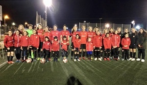 El femenino Club de Fútbol dio un paso de gigante hacia el título liguero con su triunfo ante el Estrellas Alicante