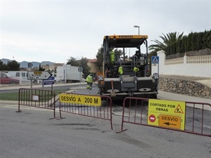 La Diputación de Alicante está realizando obras de mejora y reasfaltado de la Carretera de Carbonera (CV-751)