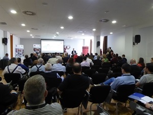 Los congresistas en la Sala Ponent de l´Auditori donde se celebra el congreso