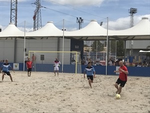 El CF La Nucía de Fútbol Playa jugó ante su afición