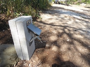 Todos los parque cans de La Nucía están dotados de una fuente para perros