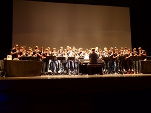 A lo largo de la final han habido varias actuaciones de alumnos del Instituto