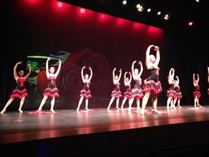 La Escuela de Danza de Beatríz Vaello forma parte de las escuelas culturales de La Nucía