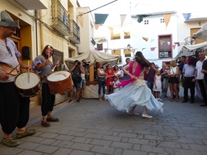 La música y la animación son parte de este Mercado Medieval