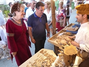 60 puestos de auténtica artesanía componen el Mercado Medieval