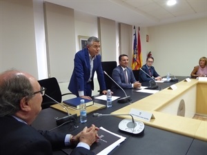 El profesor Manel Gimeno durante su discurso