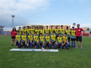 Futbolistas de 6 a 18 años participan en esta Campus de Fútbol en inglés
