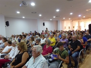 La presentación se realizó en la Sala Ponent de l'Auditori de La Nucía