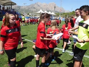 Este año como novedad se ha celebrado también esta semana un Campus Femenino del CF La Nucia con 20 jugadoras