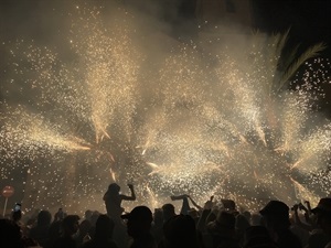 Festers i Feteres volvieron a vivir una noche mágica bajo las chispas