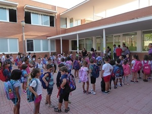 2.748 escolares han comenzado hoy las clases en infantil, primaria y secundaria en La Nucía