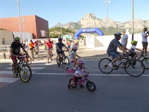 Bicis de todos los tamaños circularon ayer por las calles de La Nucía