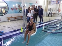 La Nucia silla adaptada piscina infantil 1 2019