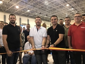 Juan Andrés Montiel, presidente de AECNU, Frederik Herweijer, concejal de Comercio y Bernabé Cano, alcalde de La Nucía han inaugurado la VI Exponucía