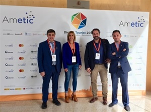 Enrique Martínez, Presidente de Segittur y Enrique Lancis, Director de Innovación de Globaldit junto a Toni Buades, Director Proyecto DTI La Nucía y Mª Jesús Jumilla, concejala de Turismo