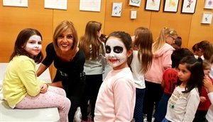 Cada asistente al Taller de Halloween aportó un kilo de comida para el Programa de Alimentos