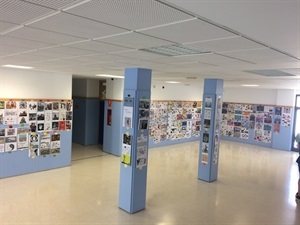 Exposición sobre el proyecto solidario que se realizó en el Instituto de La Nucía