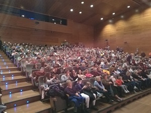 Las 600 butacas de l´Auditori se llenaron esperando a los Reyes