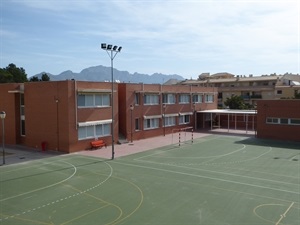 Patio del Colegio Sant Rafel de La Nucía
